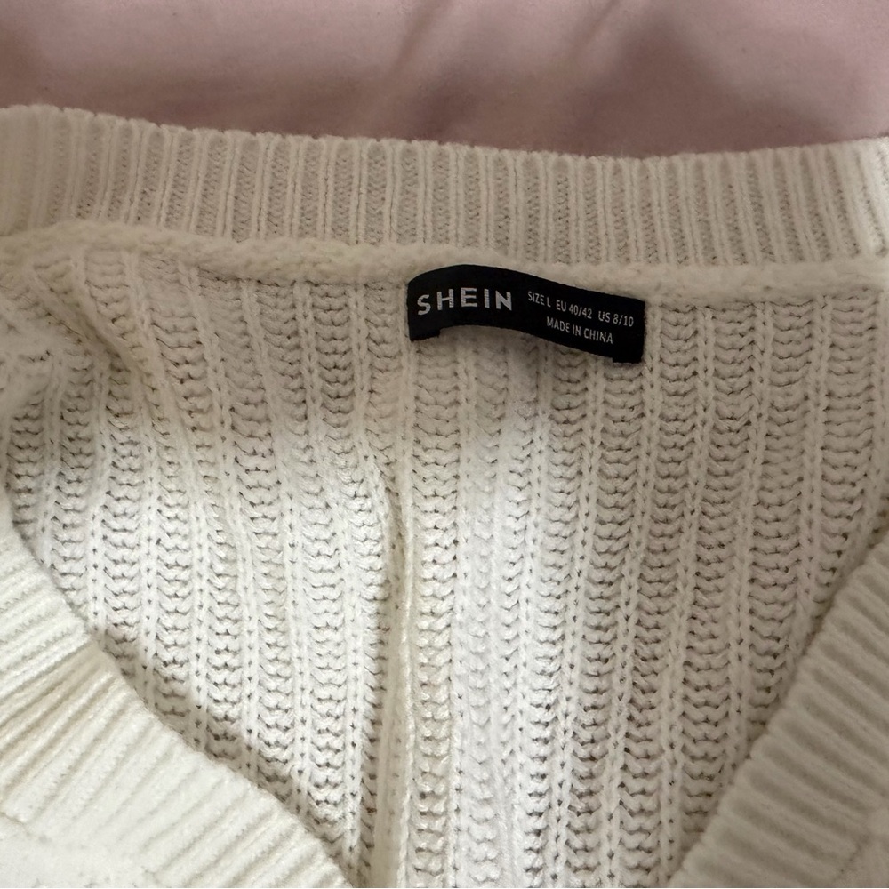 SHEIN Women's Off-White V-Neck Sweater